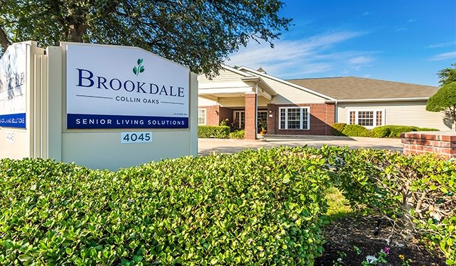 brookdale-collin-oaks-1-entrance